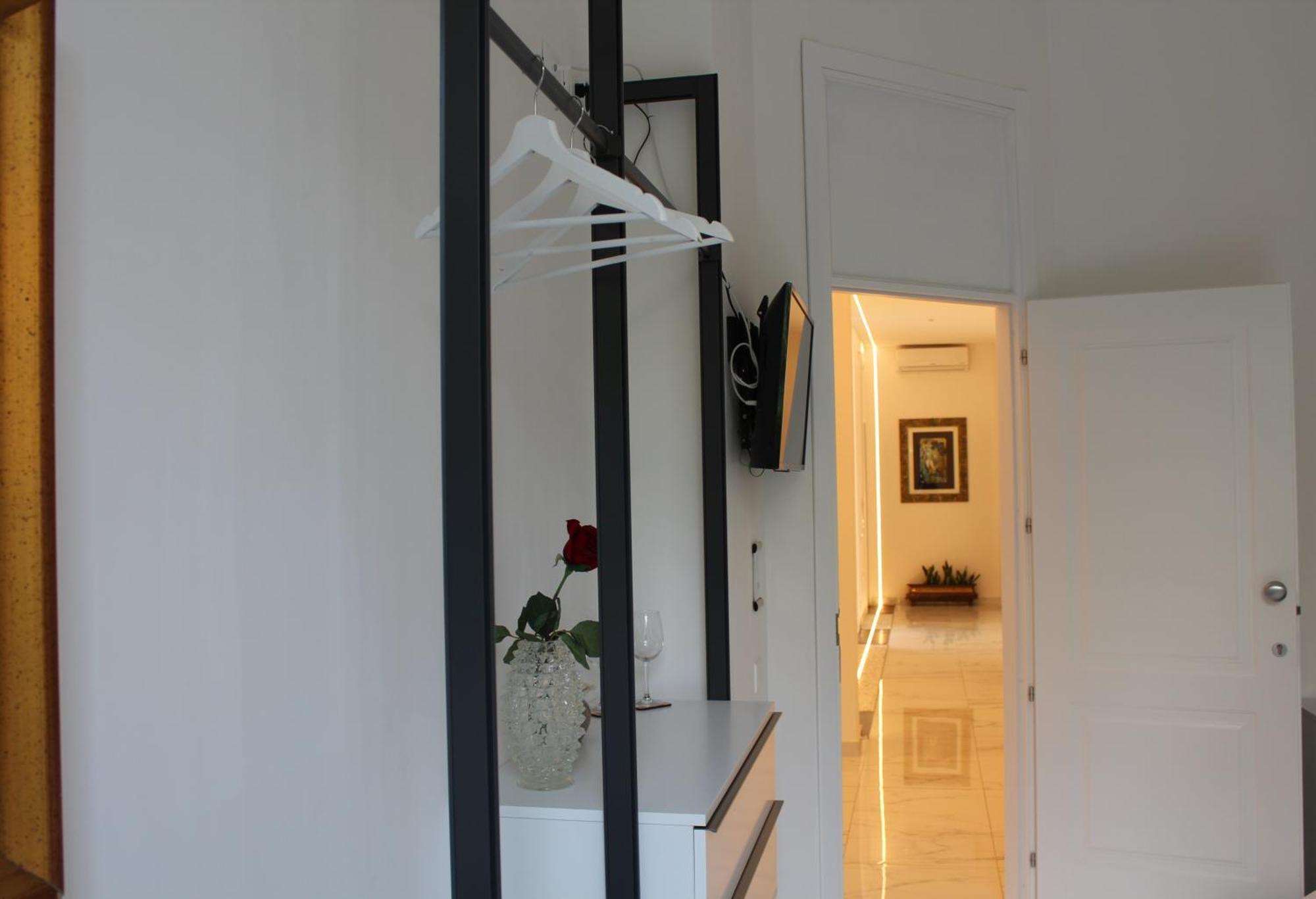 פלרמו Falstaff Rooms & Suites מראה חיצוני תמונה